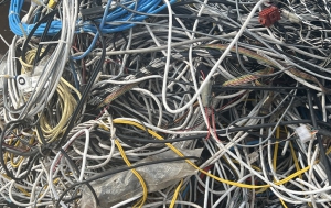 Thu Mua Phế Liệu Tại Quận 12 TP.HCM Giá Cao - Hỗ Trợ Bốc Xếp Tận Nơi